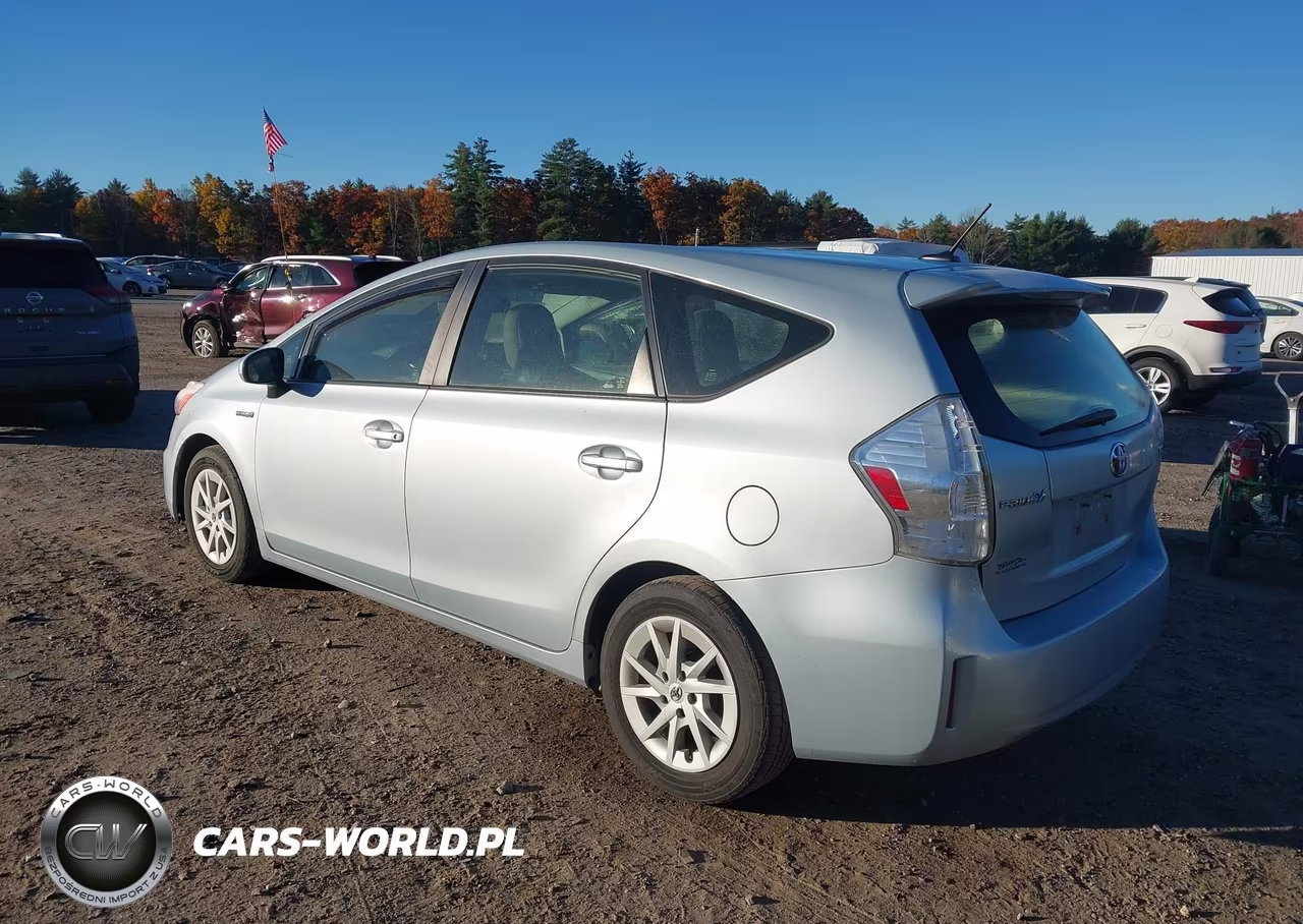 2013 Toyota Prius V Three VIN:JTDZN3EU5D3196110 - 3