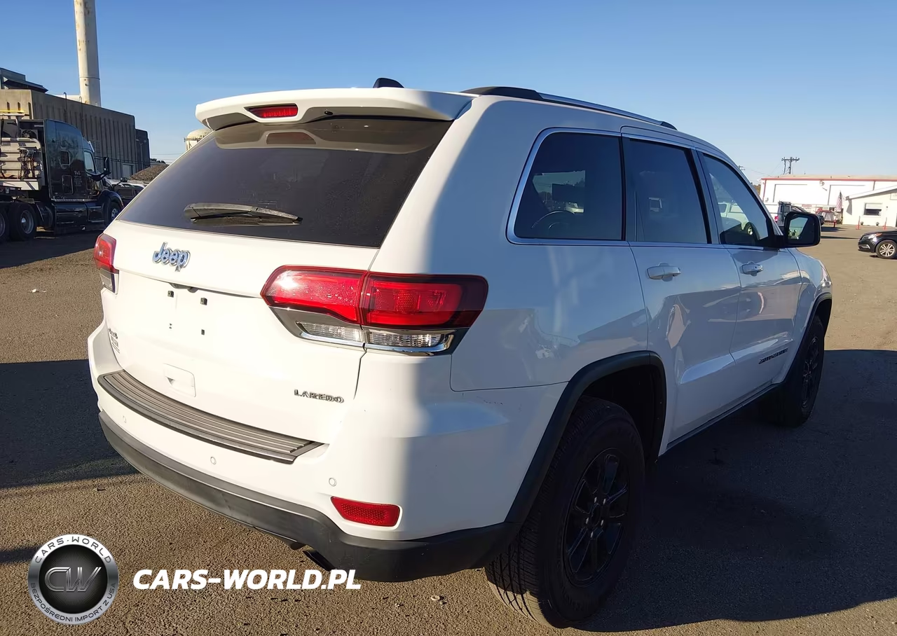 2020 Jeep Grand Cherokee Laredo E 4X4 VIN:1C4RJFAG9LC336848 - 6
