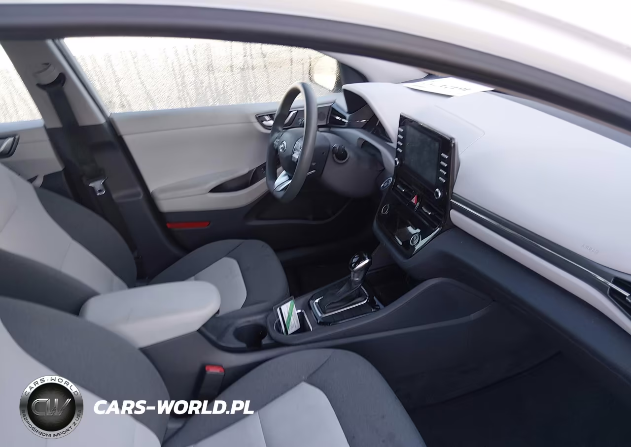 2020 Hyundai Ioniq Hybrid Blue VIN:KMHC65LC9LU232653 - 5