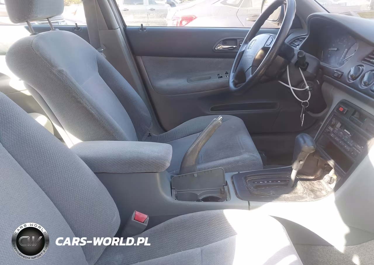 1997 Honda Accord Lx VIN:1HGCD5638VA073331 - 5