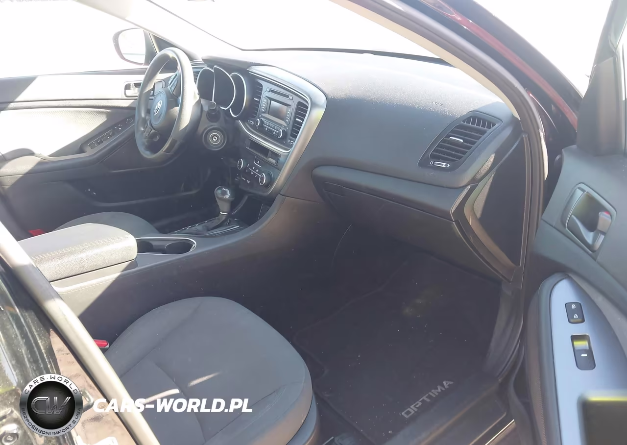 2015 Kia Optima Lx VIN:5XXGM4A70FG428809 - 5