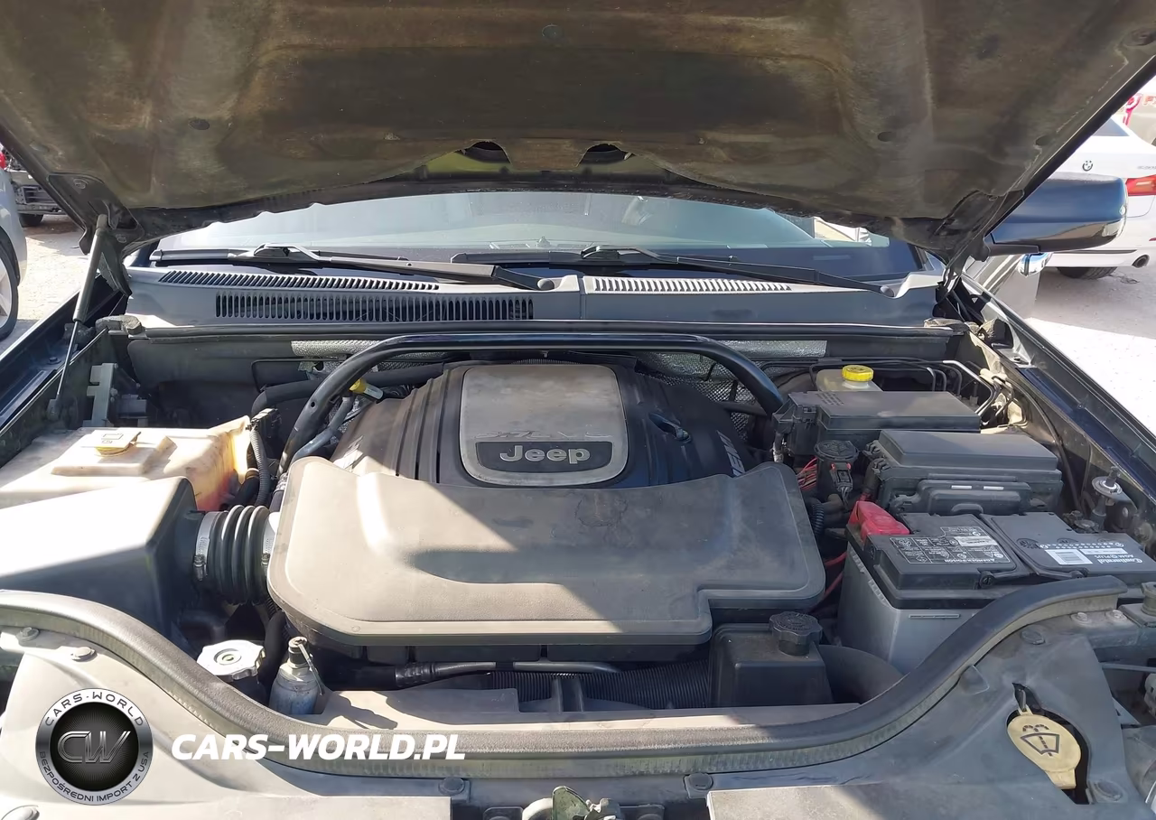 2008 Jeep Grand Cherokee Overland VIN:1J8HS68288C198335 - 10