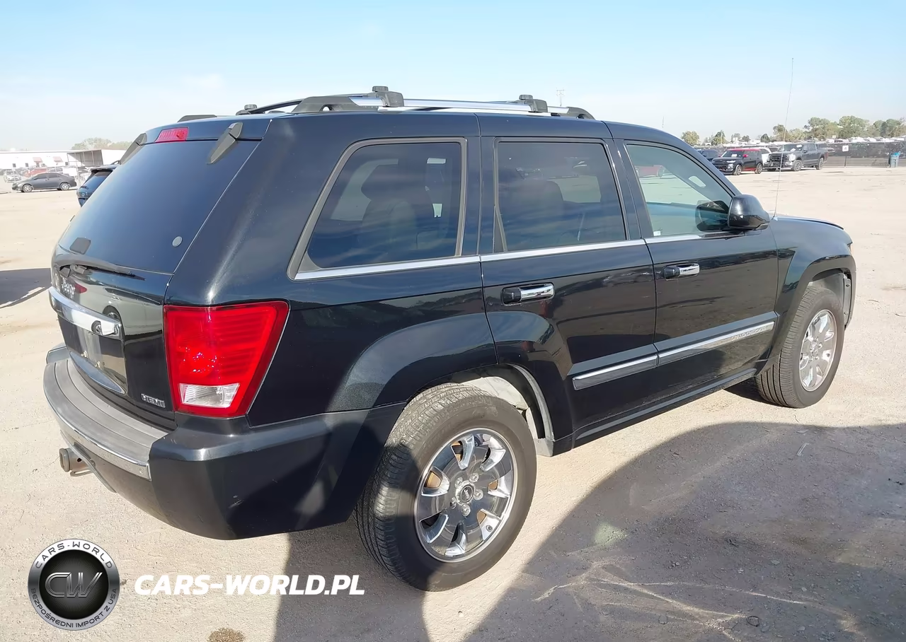 2008 Jeep Grand Cherokee Overland VIN:1J8HS68288C198335 - 4