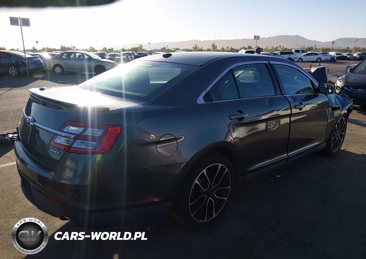 2018 Ford Taurus Sel VIN:1FAHP2E8XJG112182 - 4