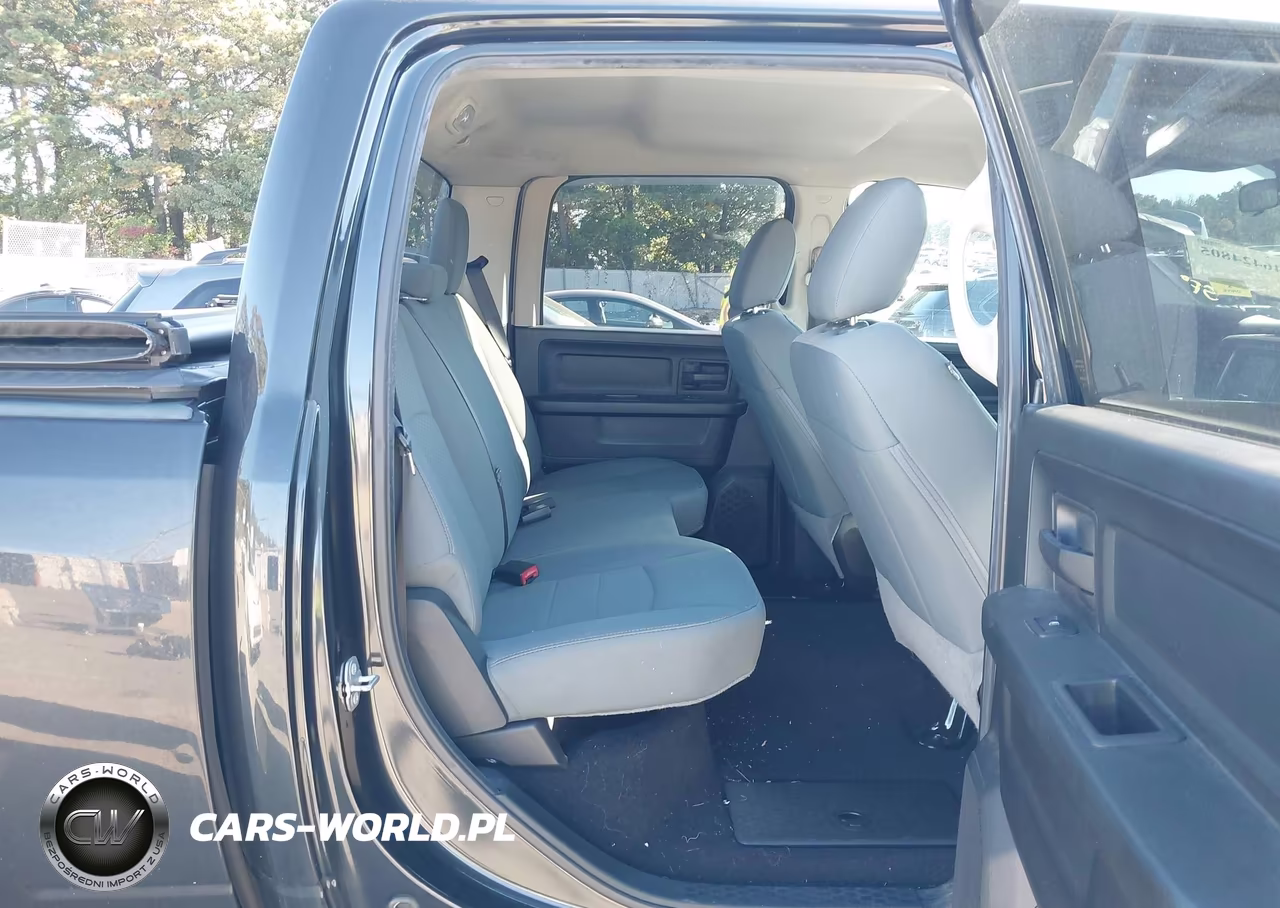 2018 Ram 1500 Express 4X4 5'7 Box VIN:1C6RR7KG9JS258658 - 8
