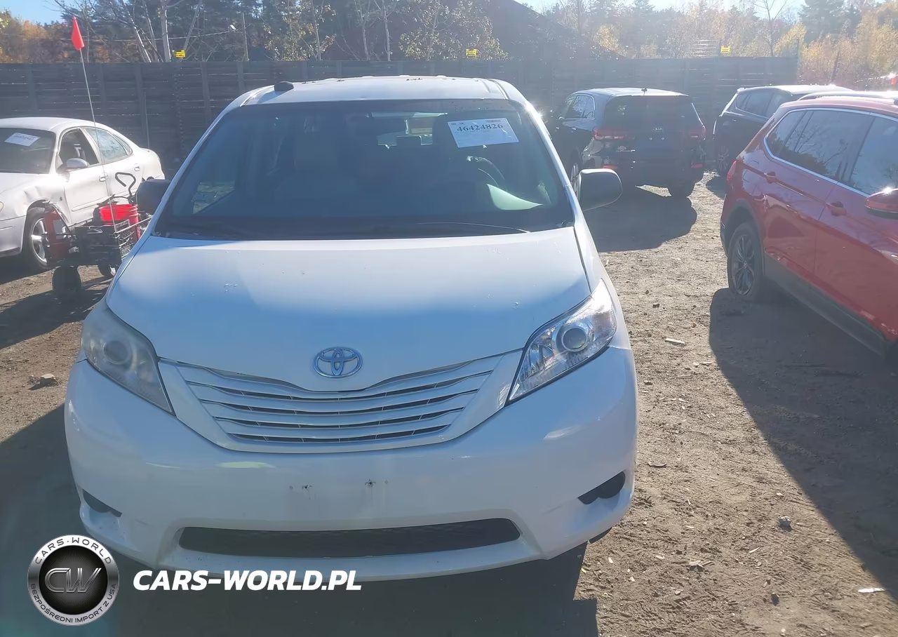 2012 Toyota Sienna Base V6 7 Passenger VIN:5TDZK3DC9CS246506 - 12