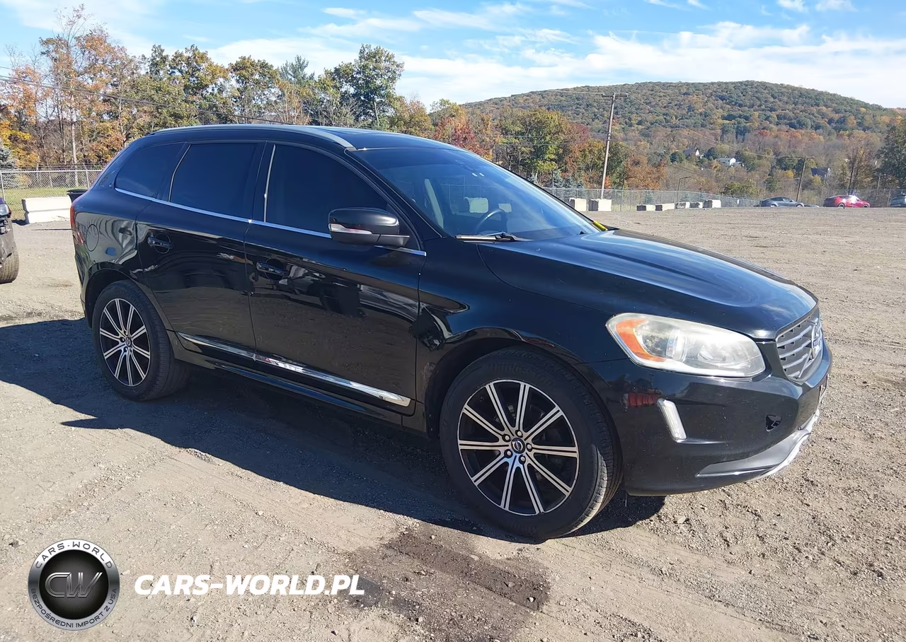 2014 Volvo Xc60 T6 R-Design – zdjęcie 1 z 16