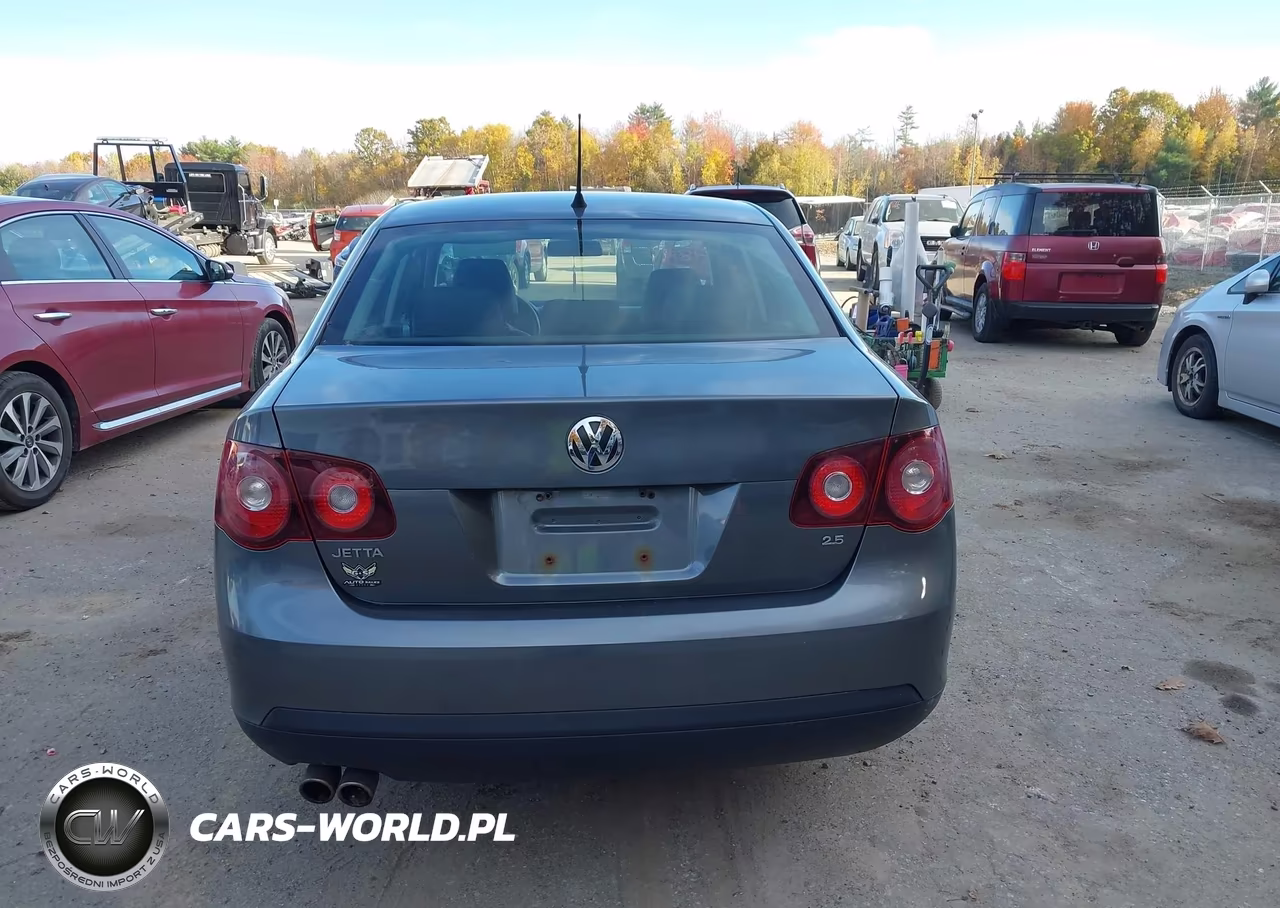 2010 Volkswagen Jetta Limited Edition VIN:3VWRZ7AJ3AM095971 - 15