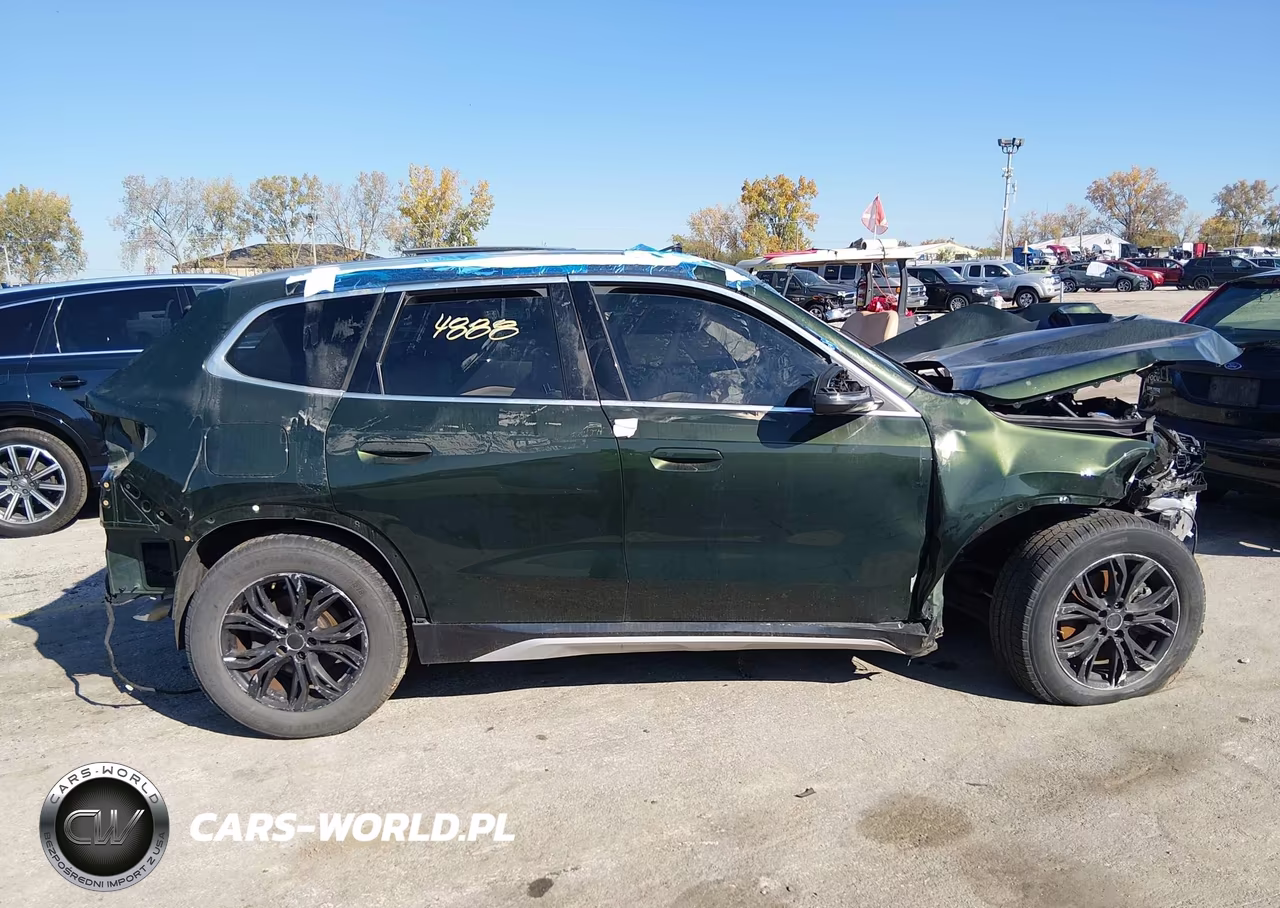 2023 BMW X1 xDrive28I VIN:WBX73EF01P5Y22851 - 13