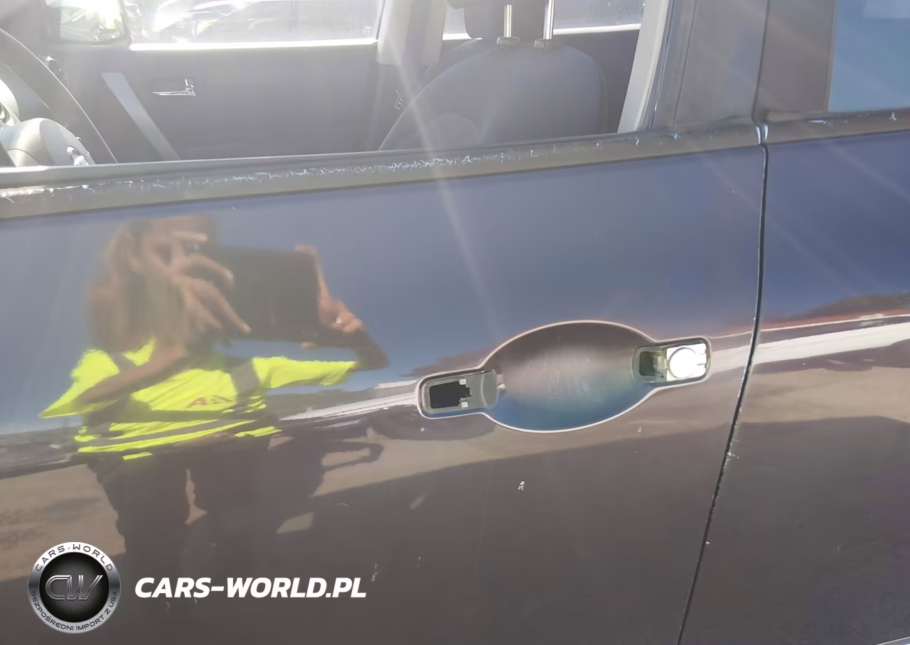 2015 Nissan Rogue Select S VIN:JN8AS5MV7FW768926 - 13