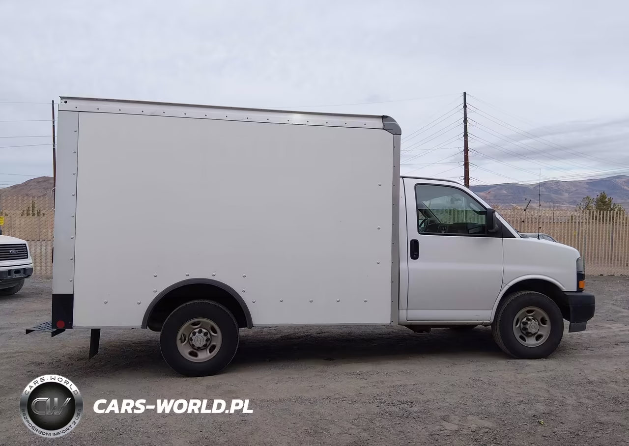 2019 Chevrolet Express Cutaway 4500 VIN:1GB0GRFP2K1371179 - 17