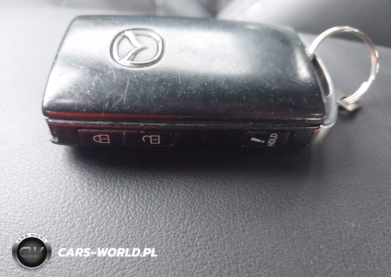 2019 Mazda Mazda3 VIN:JM1BPALM1K1105295 - 11