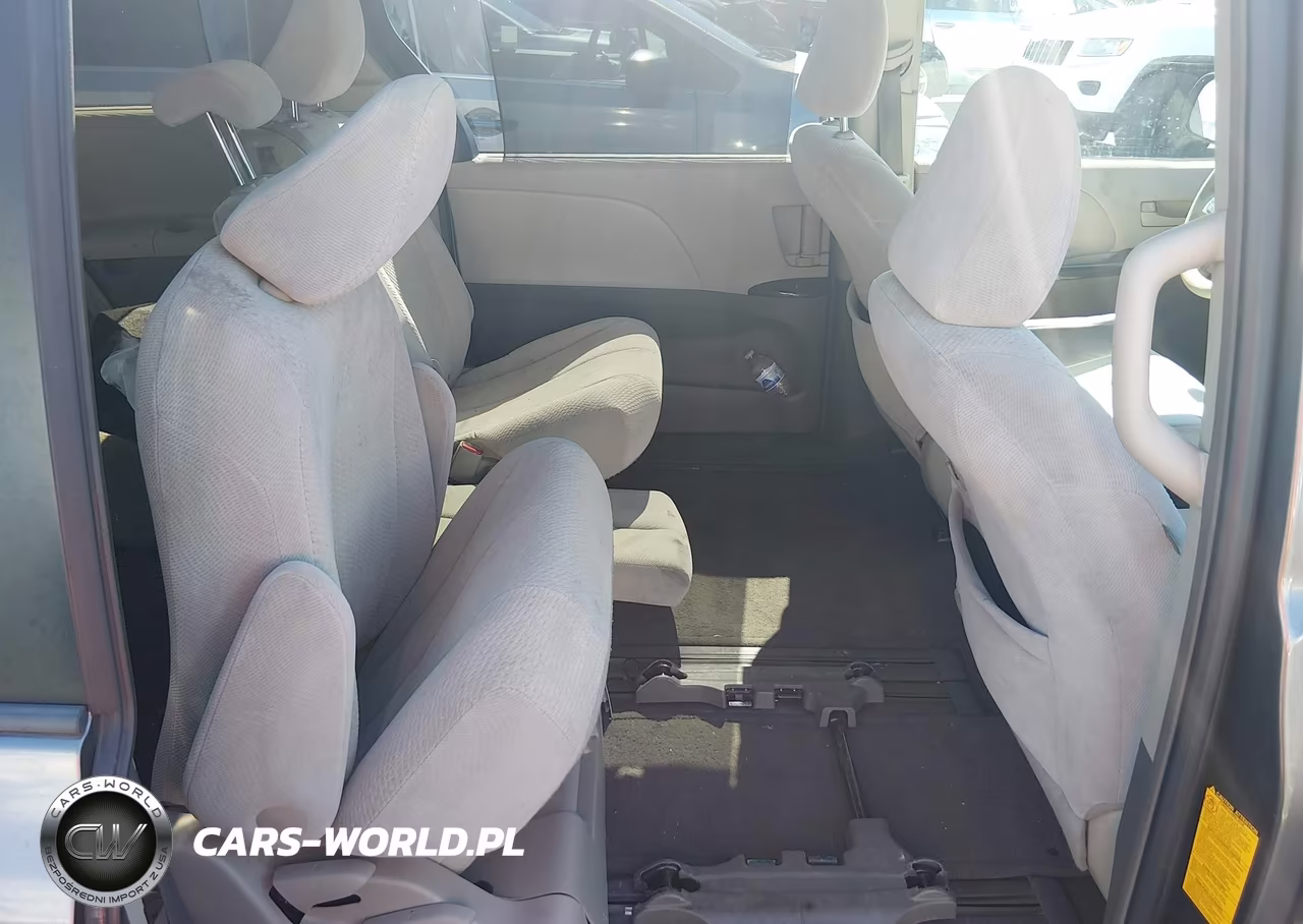 2011 Toyota Sienna Le V6 VIN:5TDKK3DC3BS100425 - 8