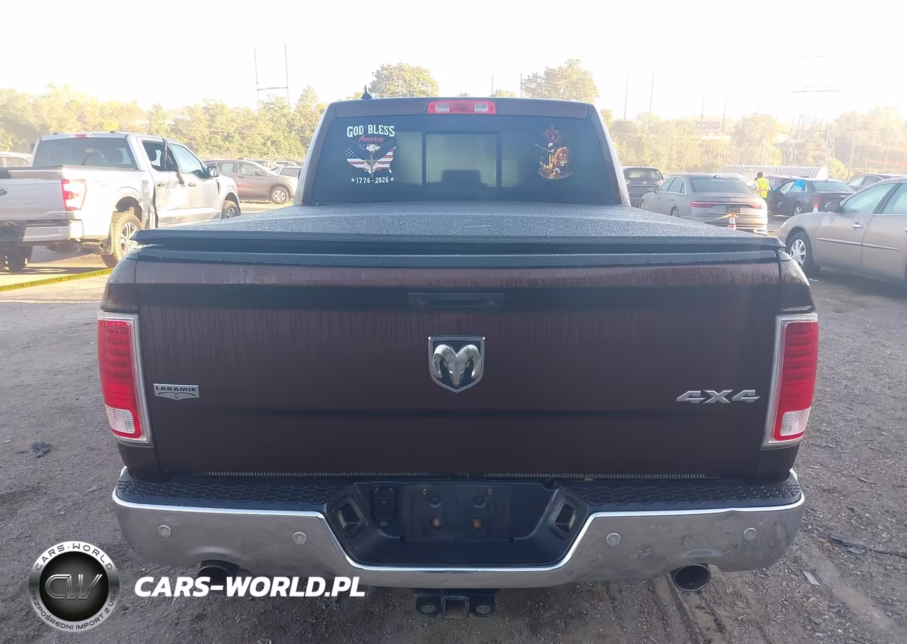 2015 Ram 1500 Laramie VIN:1C6RR7JT5FS599786 - 16