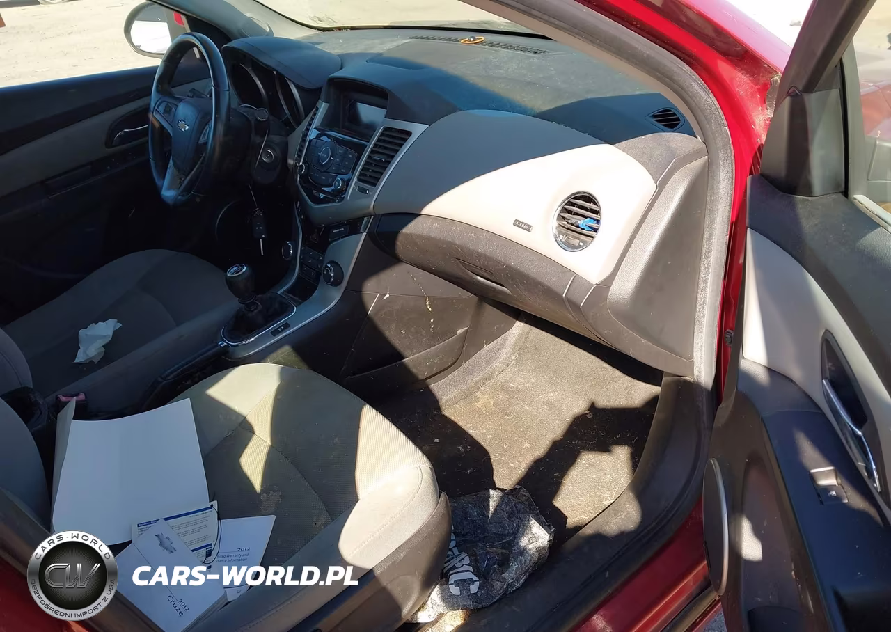 CHEVROLET CRUZE VIN:1G1PL5SC8C7187289 - 5