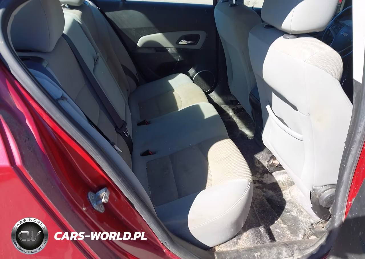 CHEVROLET CRUZE VIN:1G1PL5SC8C7187289 - 8