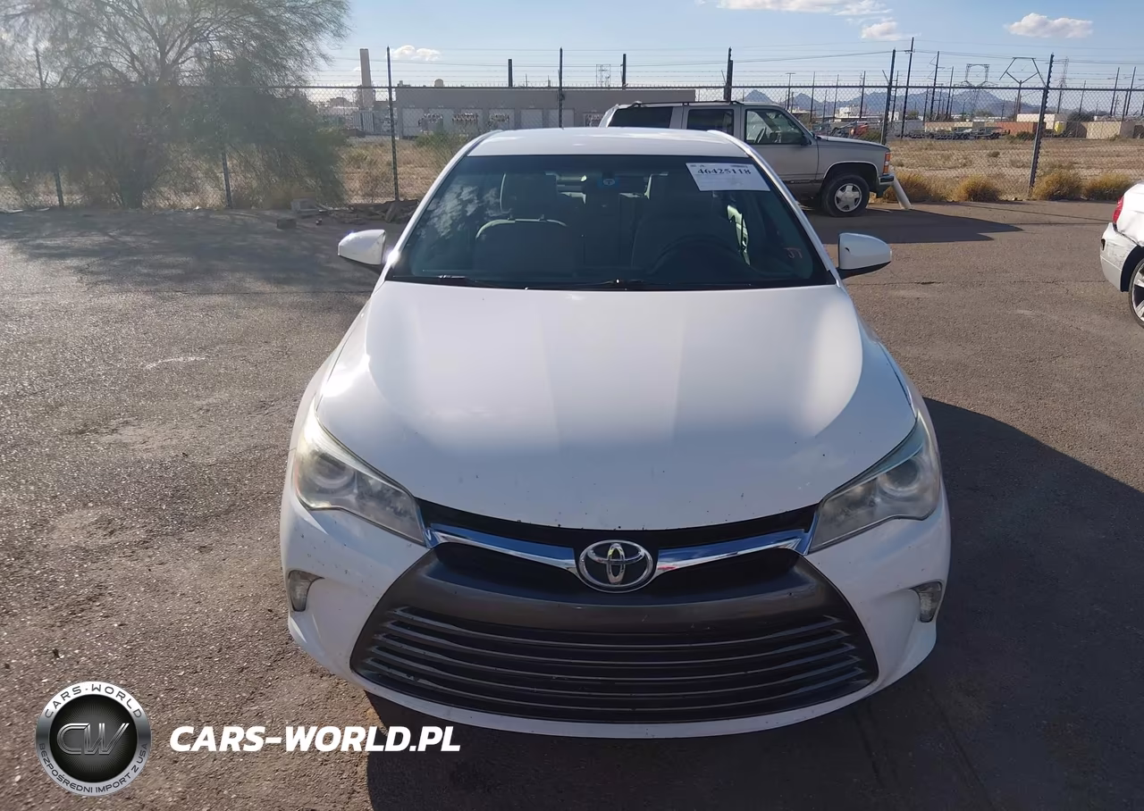2016 Toyota Camry Le VIN:4T4BF1FK1GR519455 - 12