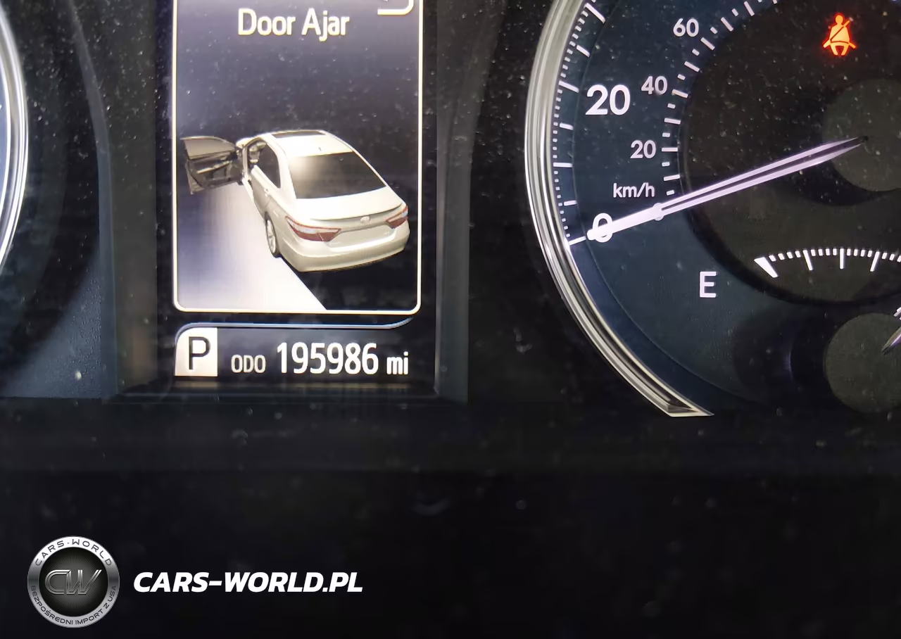 2016 Toyota Camry Le VIN:4T4BF1FK1GR519455 - 15