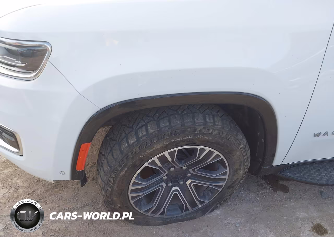 2024 Jeep Wagoneer Series Ii 4X2 VIN:1C4SJUBPXRS126360 - 16