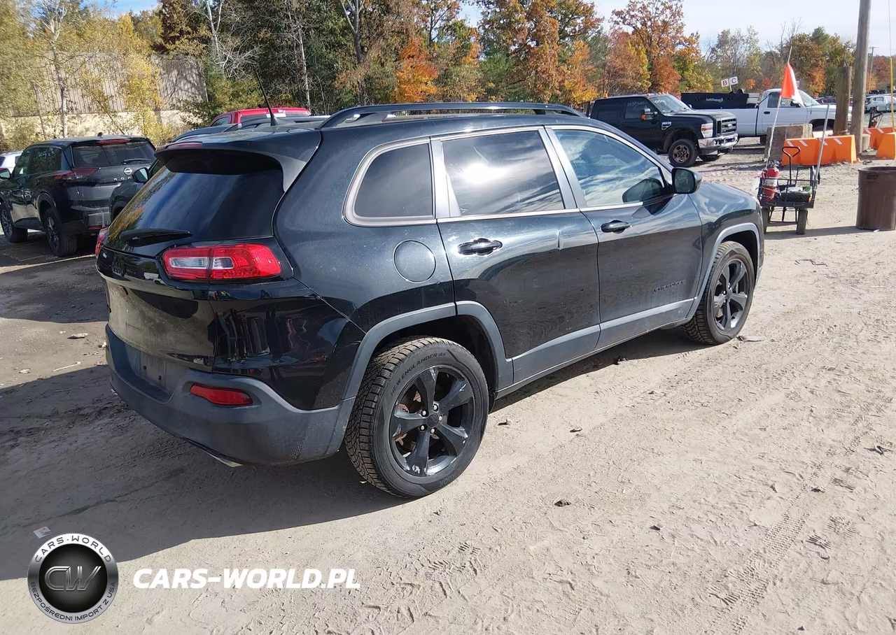 2016 Jeep Cherokee Altitude VIN:1C4PJMCS8GW192808 - 4