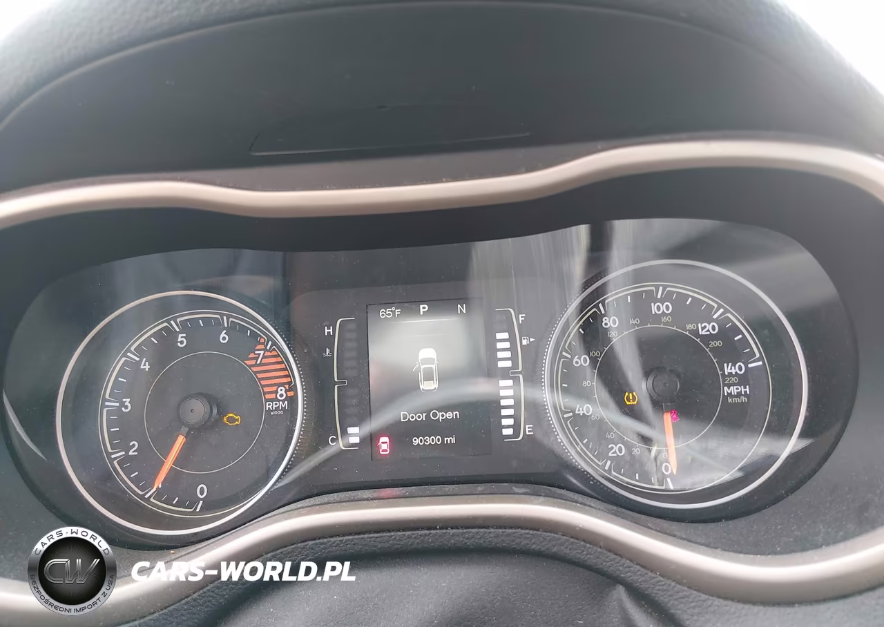 2016 Jeep Cherokee Altitude VIN:1C4PJMCS8GW192808 - 7