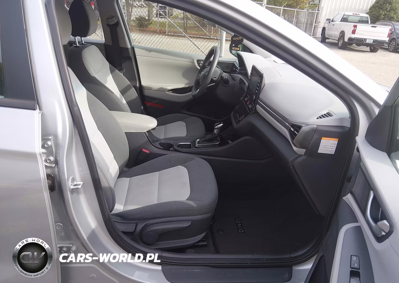 2020 Hyundai Ioniq Hybrid Blue VIN:KMHC65LC5LU231144 - 5