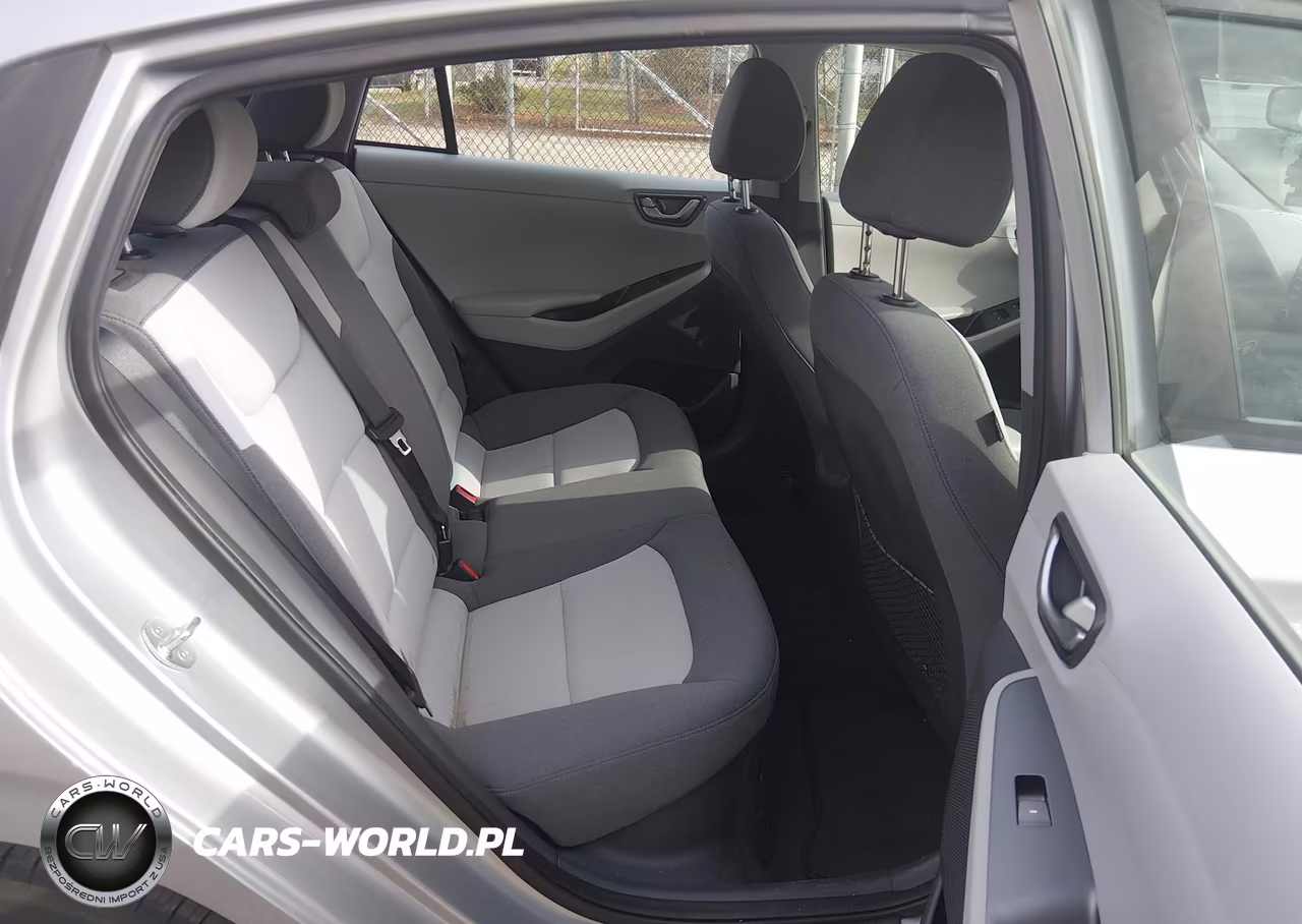 2020 Hyundai Ioniq Hybrid Blue VIN:KMHC65LC5LU231144 - 8