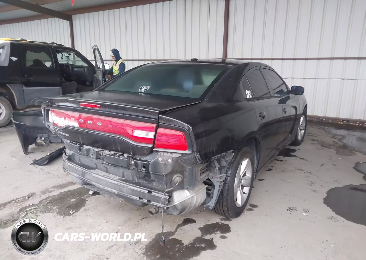 2013 Dodge Charger Se VIN:2C3CDXBG3DH725179 - 4