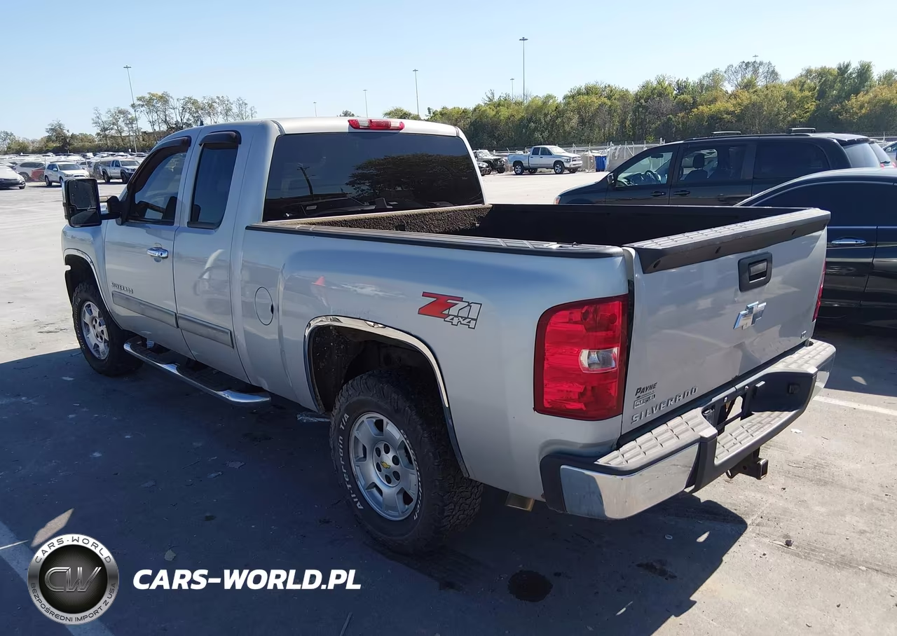 2010 Chevrolet Silverado 1500 Lt VIN:1GCSKSE33AZ167340 - 3