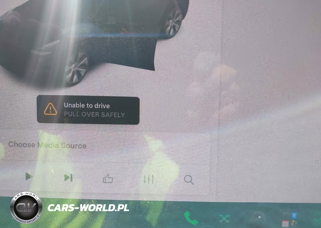 2021 Tesla Model Y Standard Range Rear-Wheel Drive VIN:5YJYGDED6MF163096 - 20
