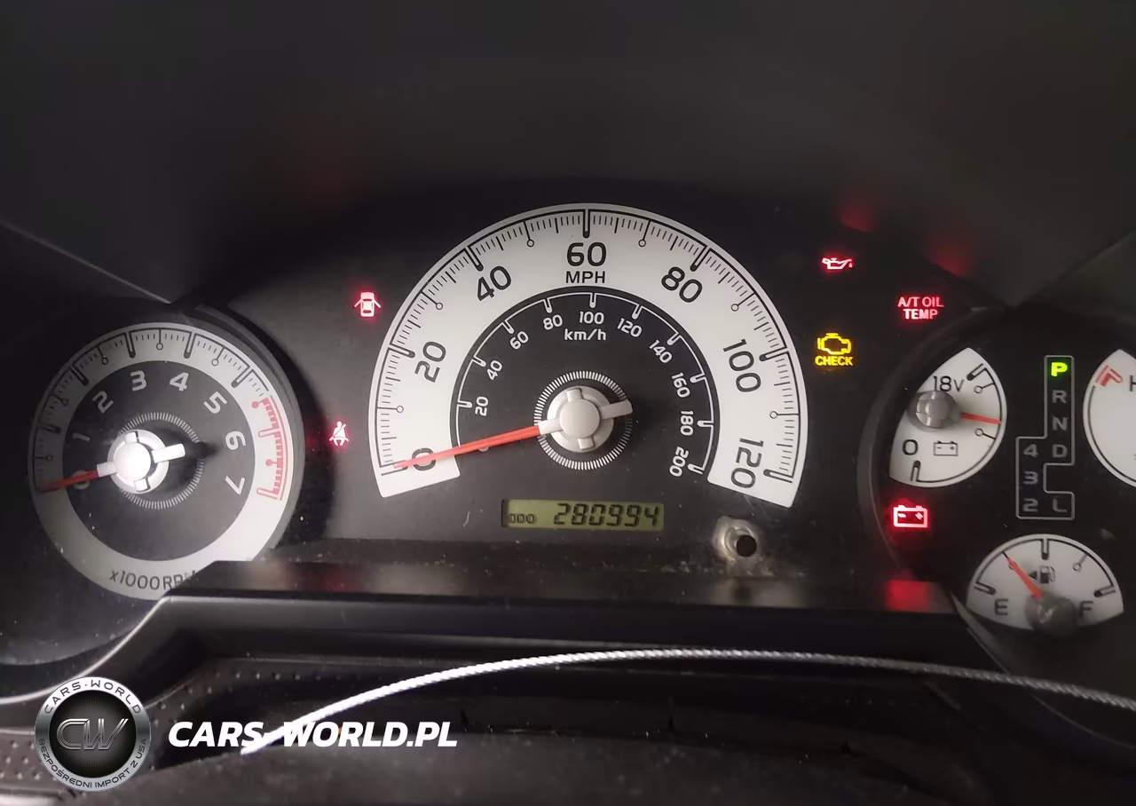 TOYOTA FJ CRUISER VIN:JTEBU11F470048774 - 7