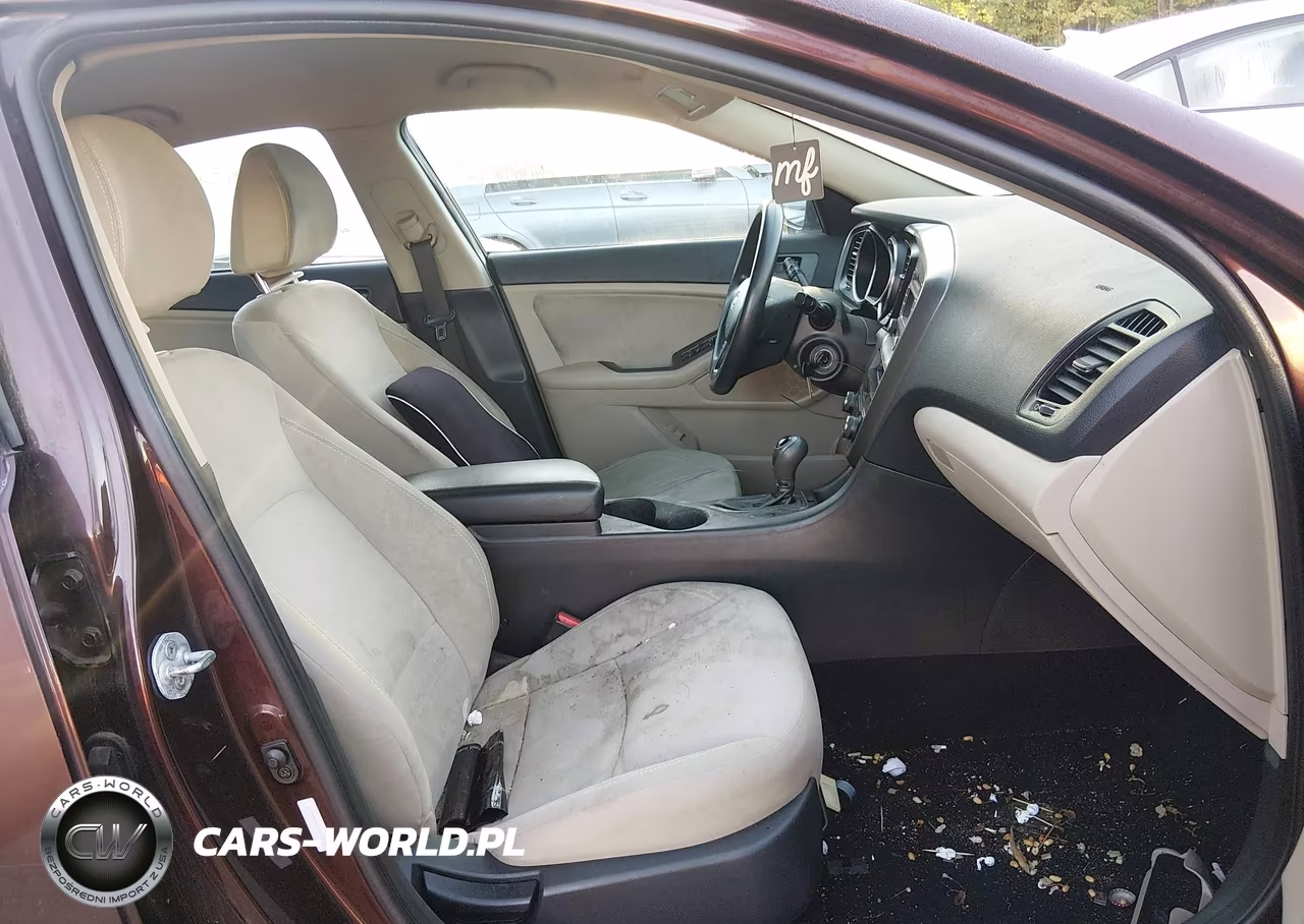 2012 Kia Optima Lx VIN:5XXGM4A71CG035784 - 5