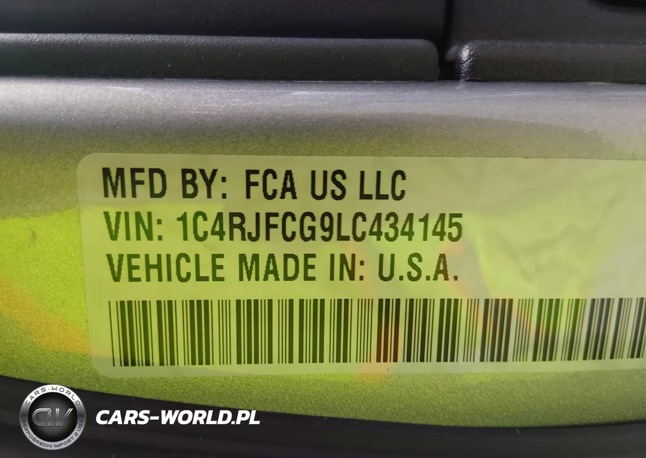 2020 Jeep Grand Cherokee Overland 4X4 VIN:1C4RJFCG9LC434145 - 9