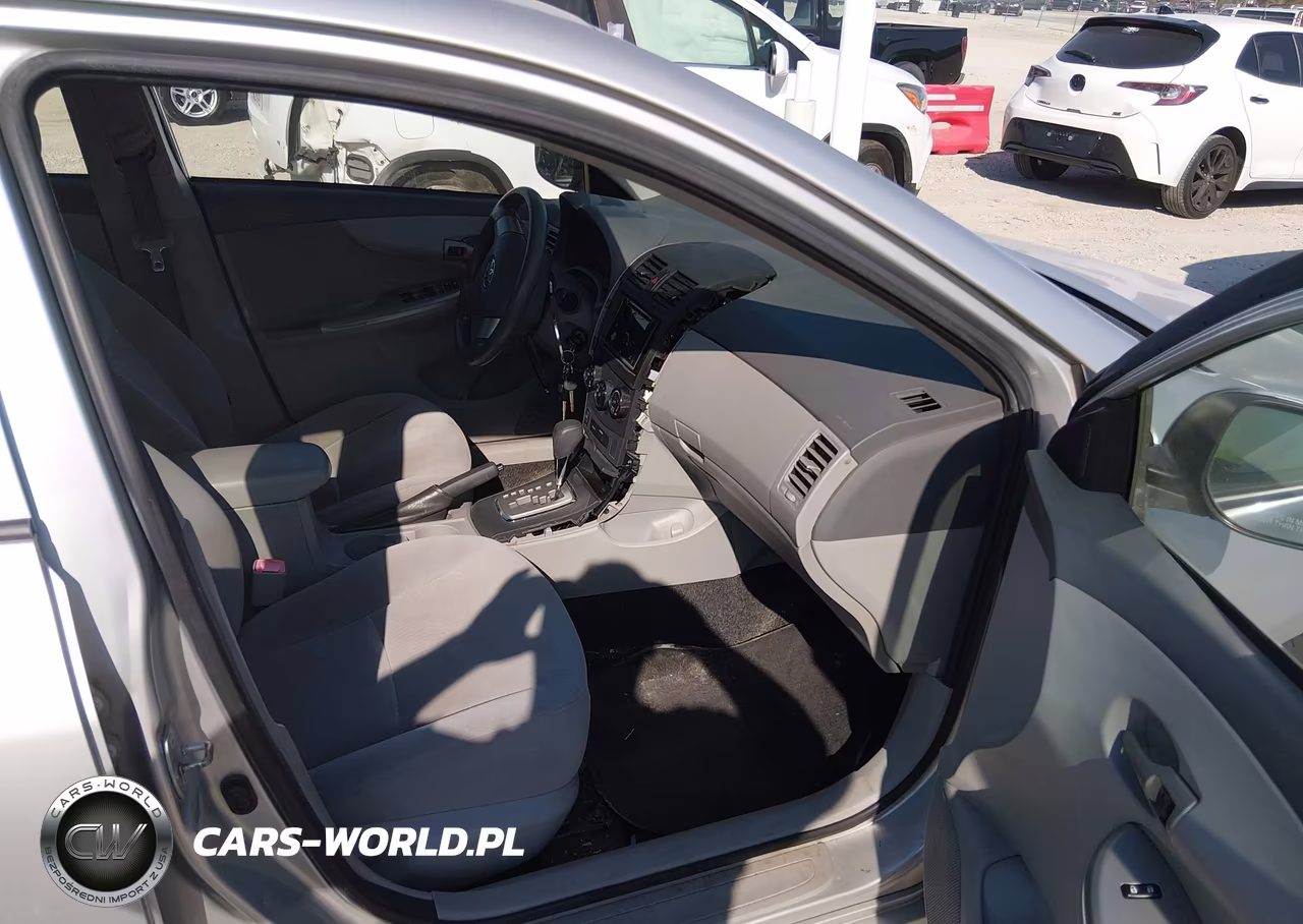 2010 Toyota Corolla Le VIN:JTDBU4EE5AJ056374 - 5