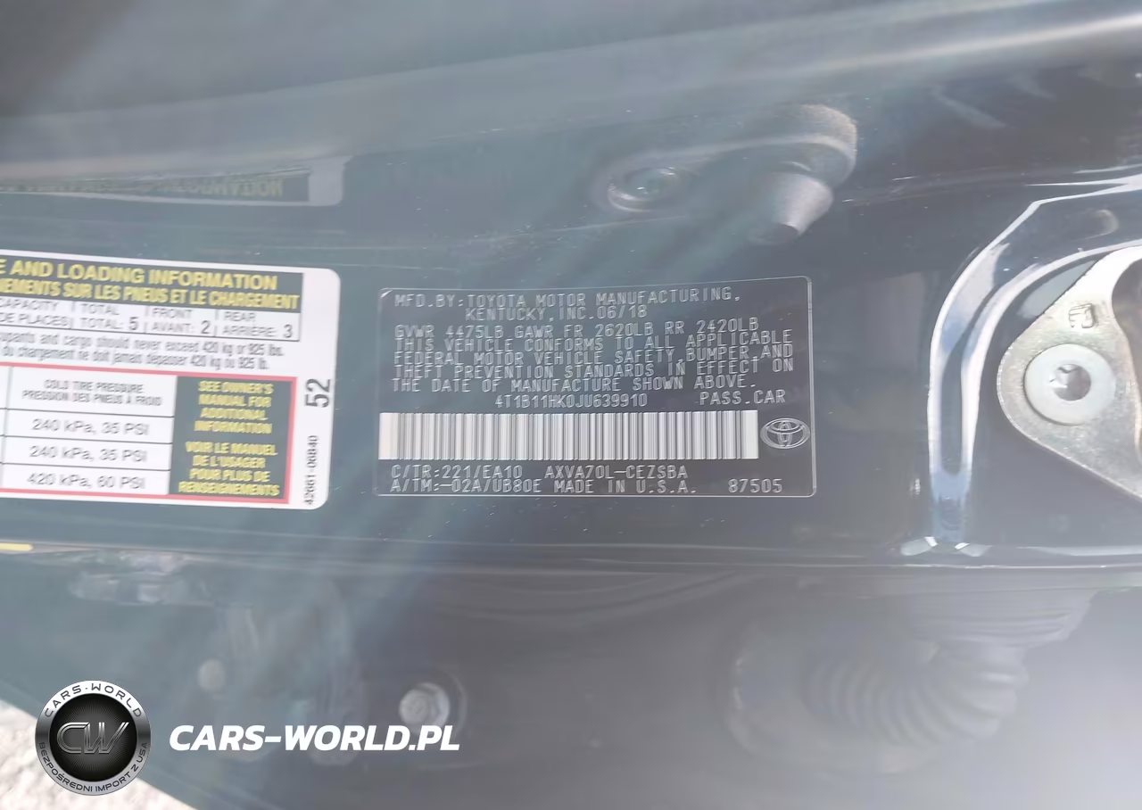 2018 Toyota Camry Se VIN:4T1B11HK0JU639910 - 9