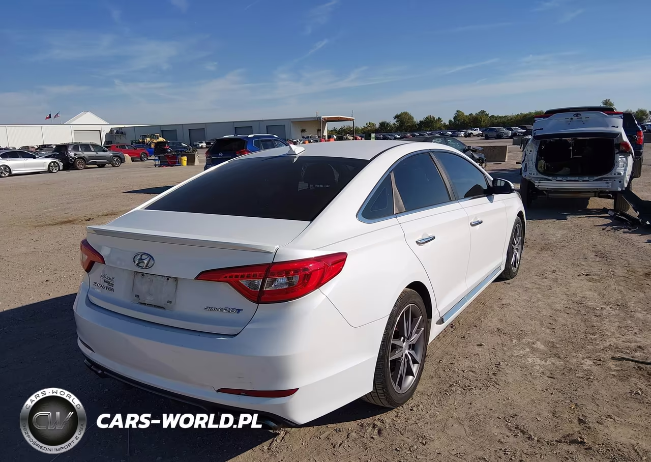 2015 Hyundai Sonata Sport 2.0T VIN:5NPE34AB5FH075535 - 4
