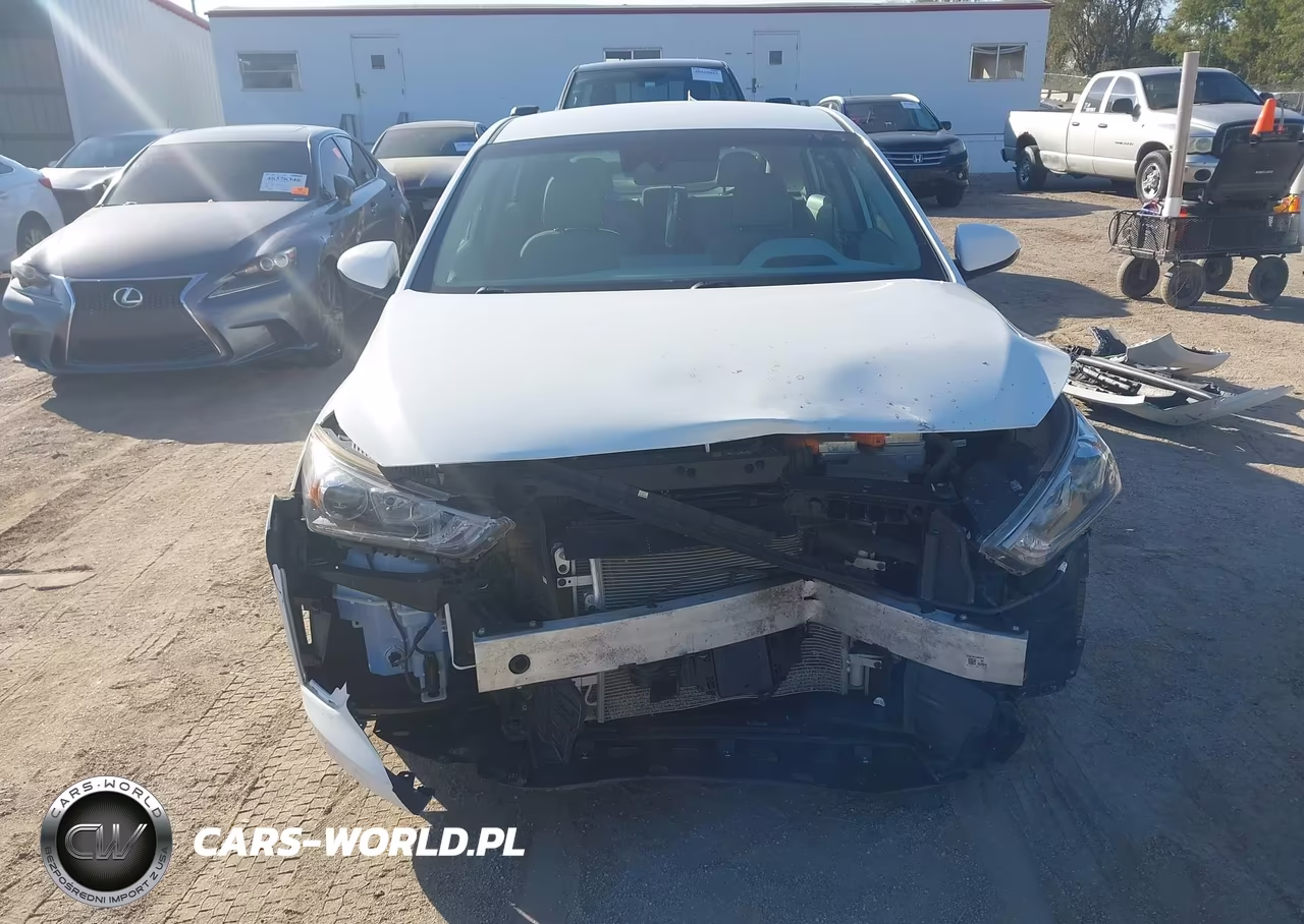 2020 Hyundai Ioniq Hybrid Blue VIN:KMHC65LC5LU232696 - 13