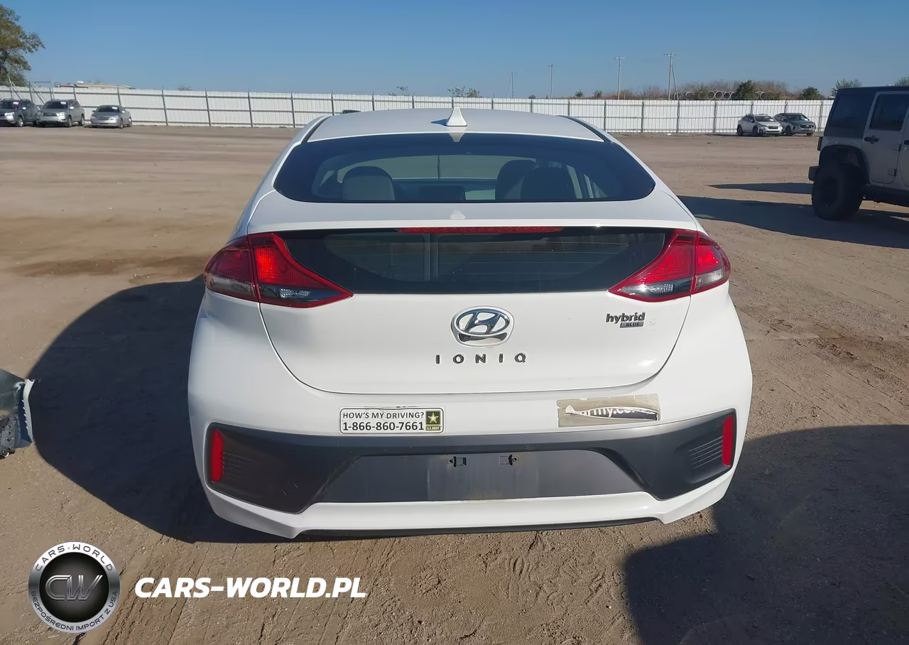 2020 Hyundai Ioniq Hybrid Blue VIN:KMHC65LC5LU232696 - 17