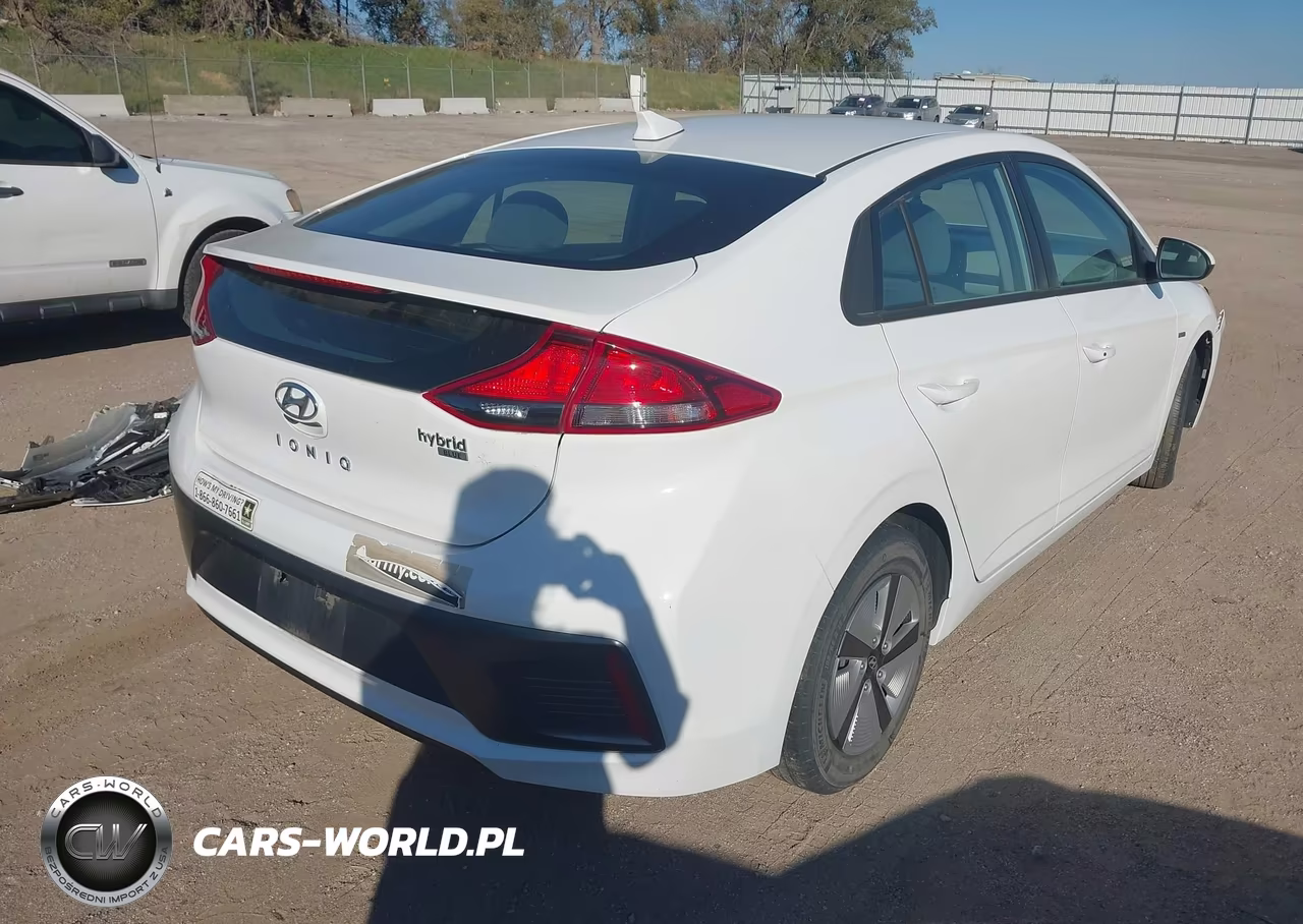 2020 Hyundai Ioniq Hybrid Blue VIN:KMHC65LC5LU232696 - 4