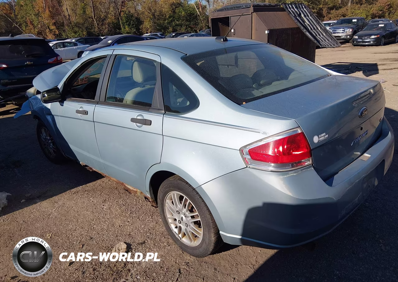 2009 Ford Focus Se VIN:1FAHP35N99W229913 - 3