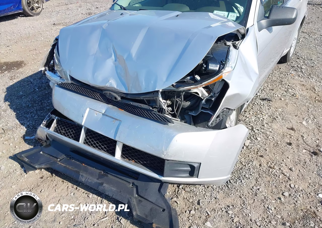 2011 Ford Focus Se VIN:1FAHP3FN8BW176464 - 6