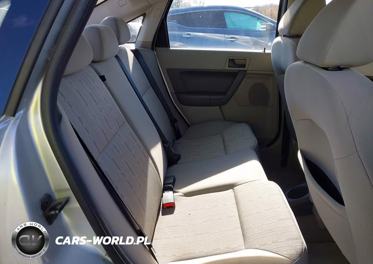 2011 Ford Focus Se VIN:1FAHP3FN8BW176464 - 8
