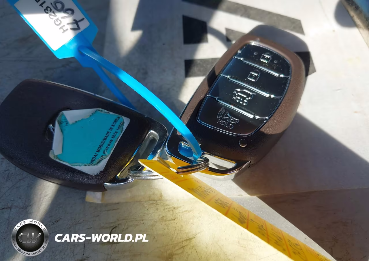 2020 Hyundai Ioniq Hybrid Blue VIN:KMHC65LC9LU231745 - 11