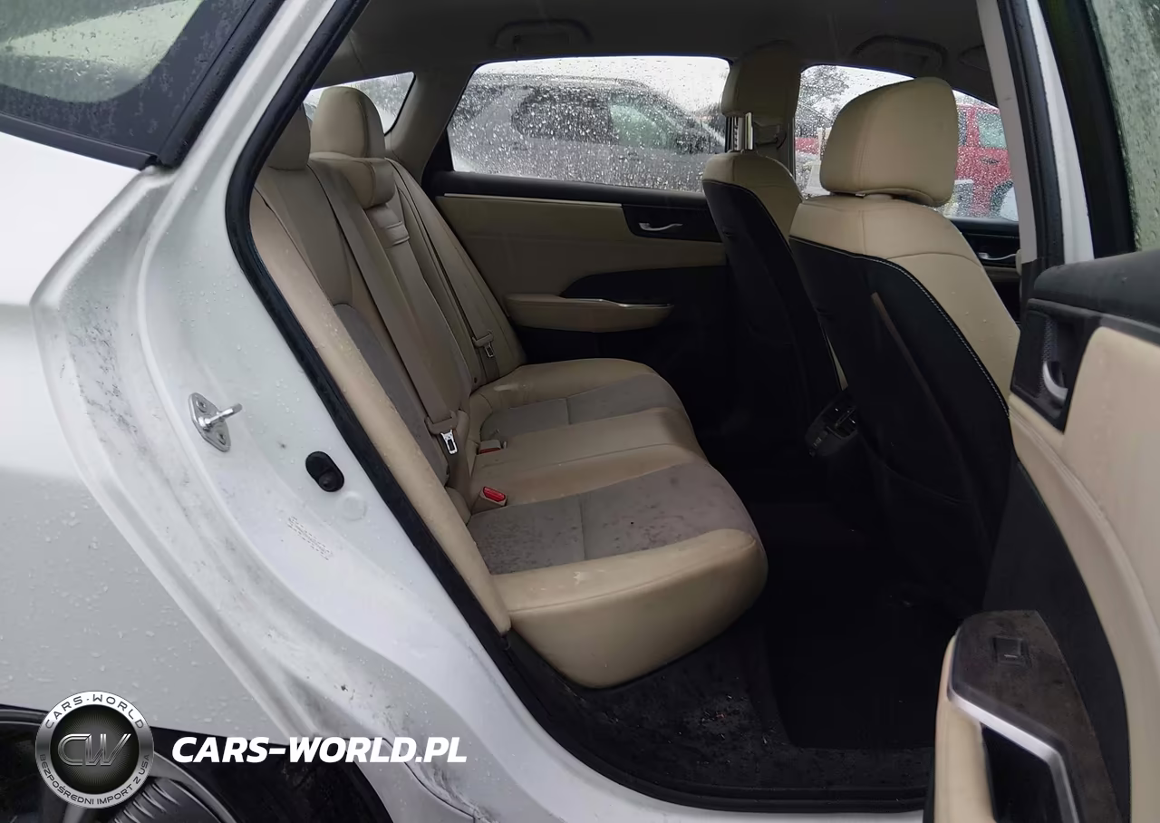 2018 Honda Clarity Plug-In Hybrid VIN:JHMZC5F14JC019287 - 8