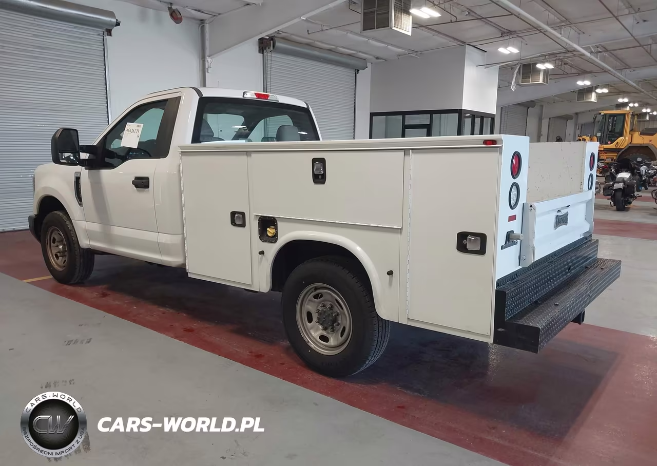 2018 Ford F-250 Xl VIN:1FDBF2A65JEC69472 - 3