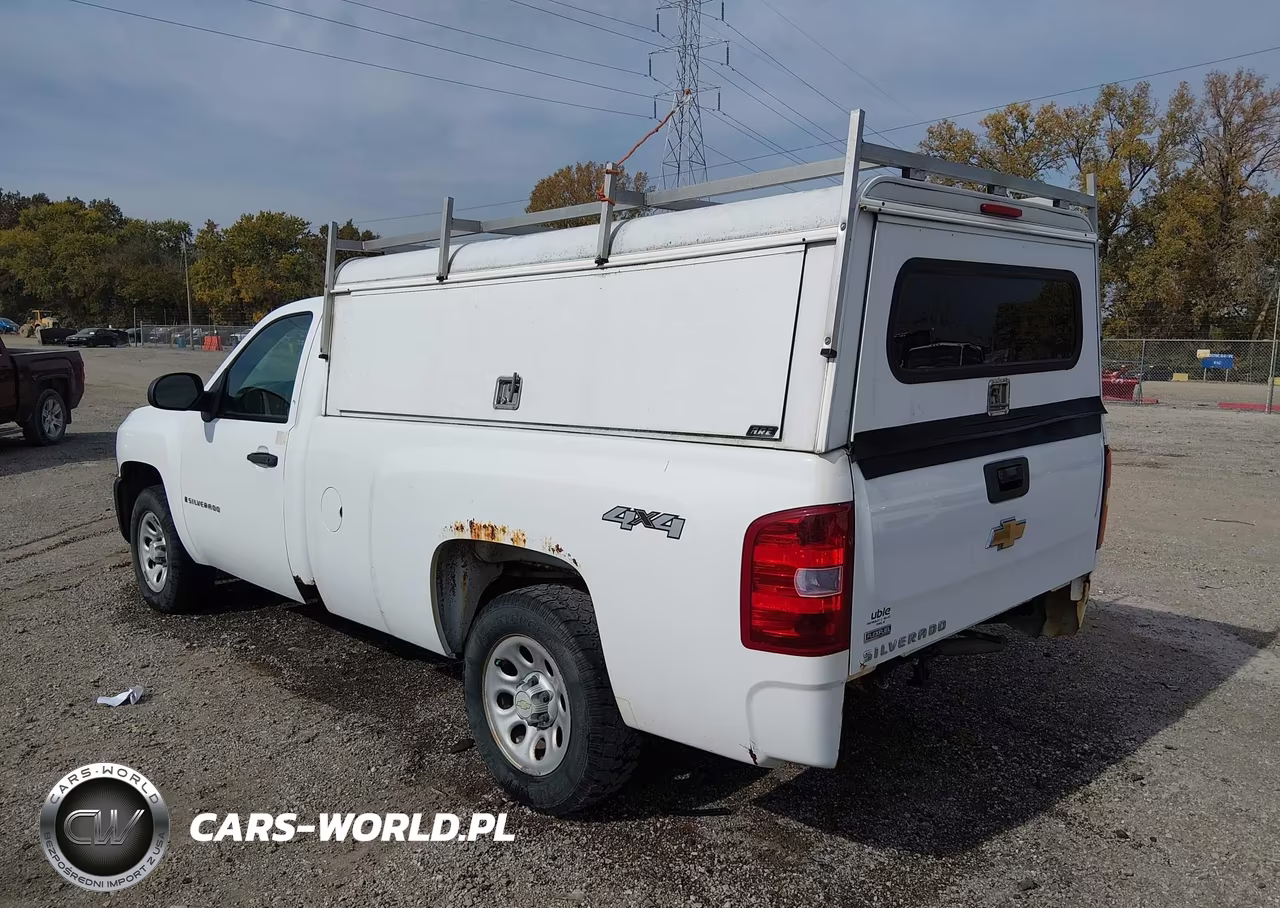 2007 Chevrolet Silverado 1500 Work Truck VIN:1GCEK14067Z582062 - 3