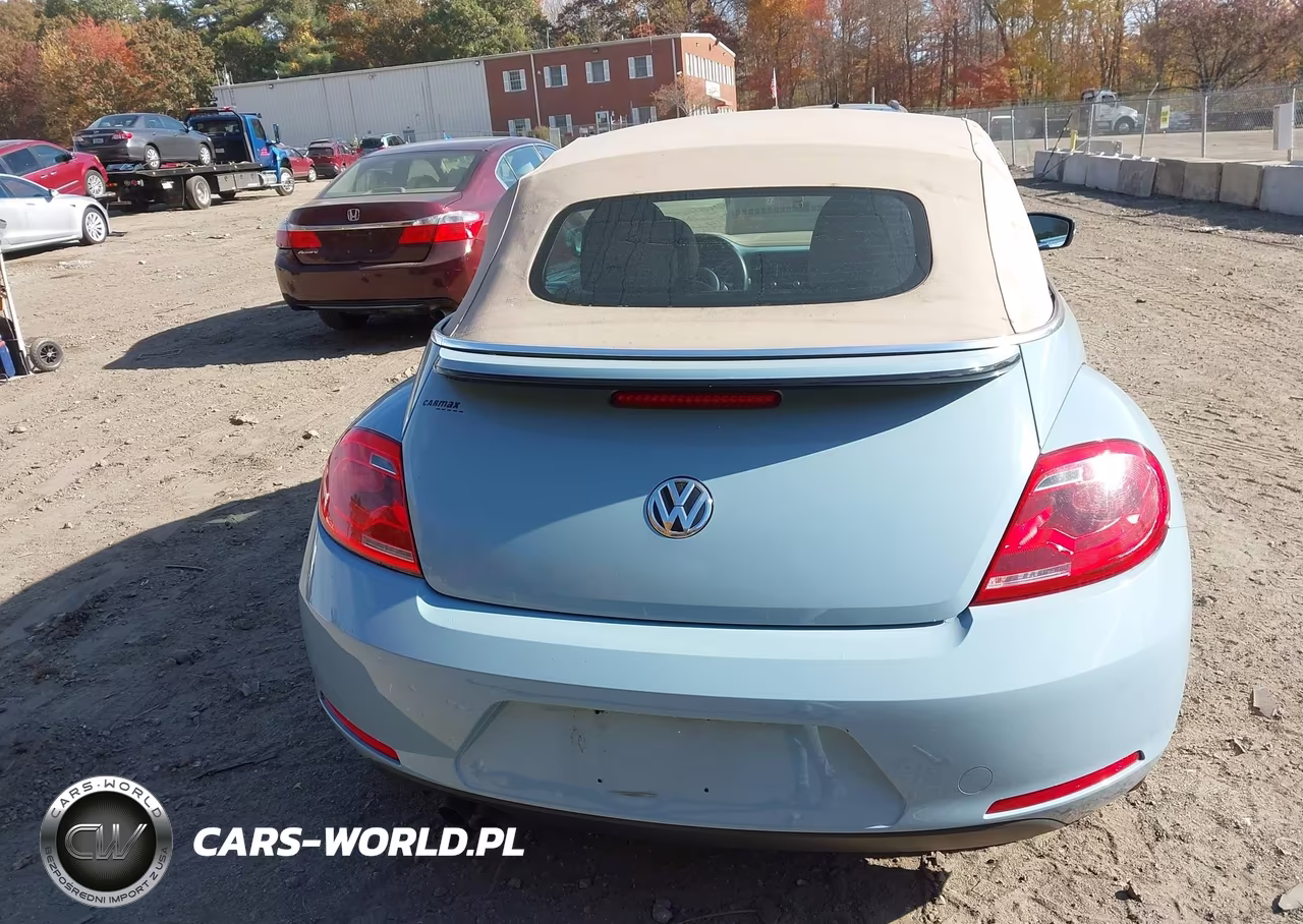 2014 Volkswagen Beetle 1.8T VIN:3VW517AT4EM822645 - 16