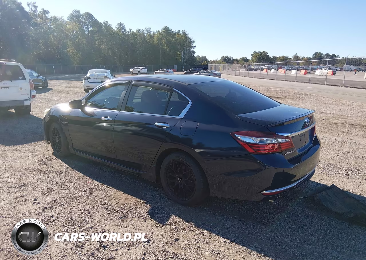 2017 Honda Accord Sport VIN:1HGCR2F56HA046800 - 3