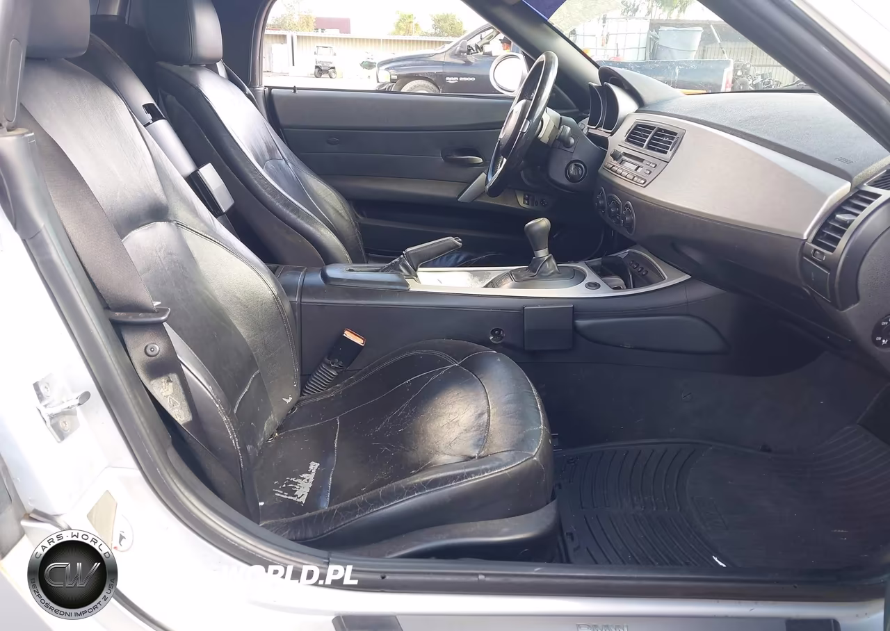 2003 BMW Z4 3.0I VIN:4USBT53473LT22949 - 5