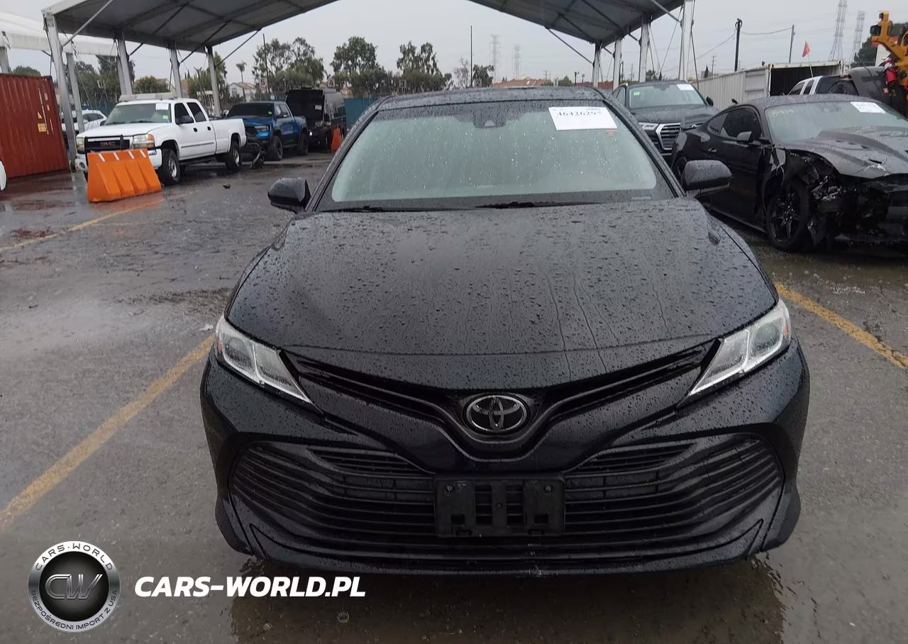 2018 Toyota Camry Le VIN:JTNB11HK7J3028360 - 12